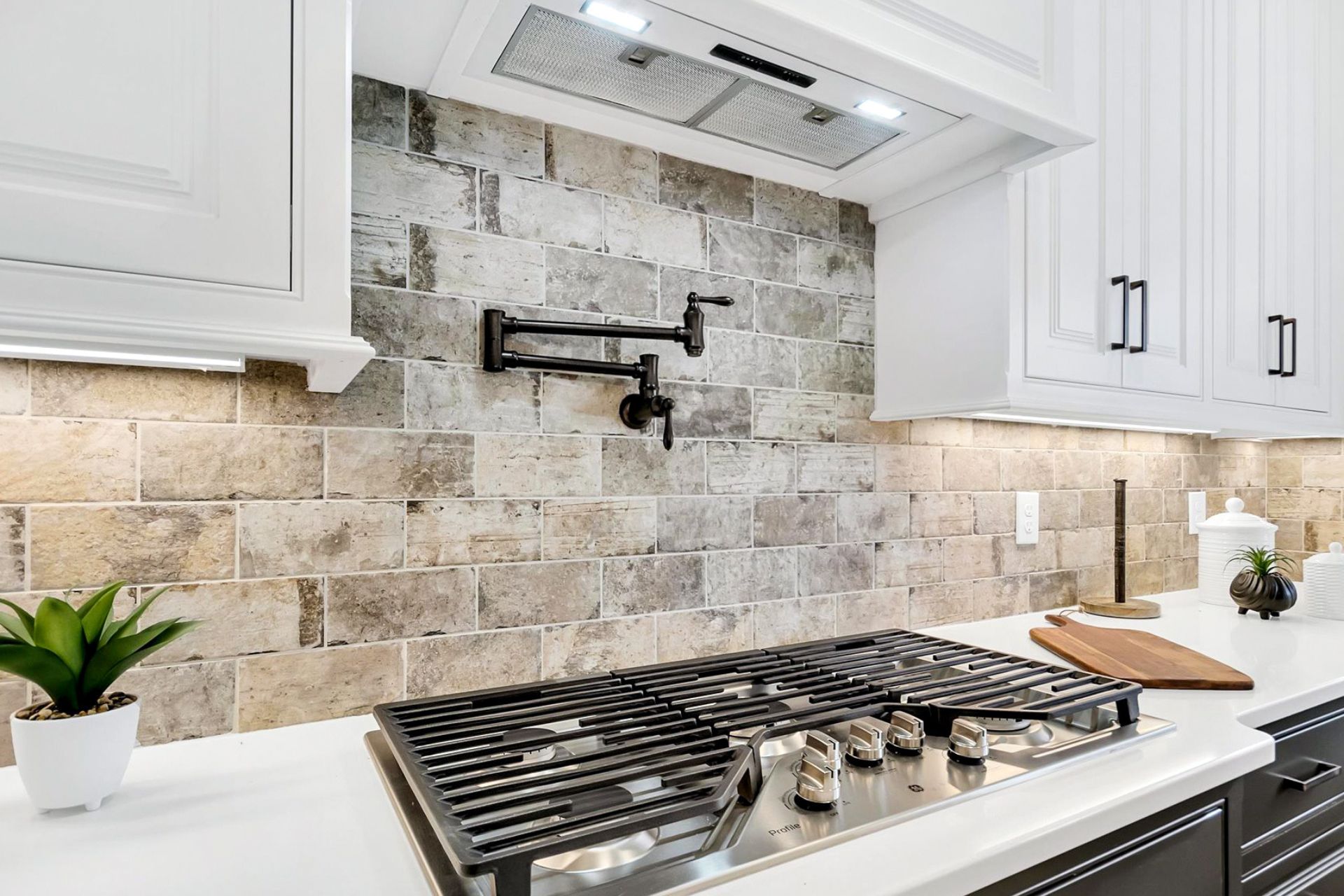 5 benefits of a pot faucet